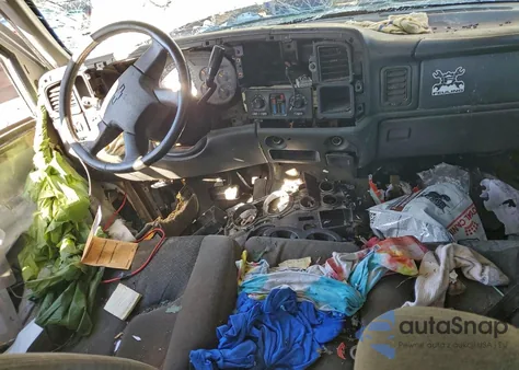 2004 Chevrolet Avalanche C1500 z USA, uszkodzony, nr VIN 3GNEC12T04G194886